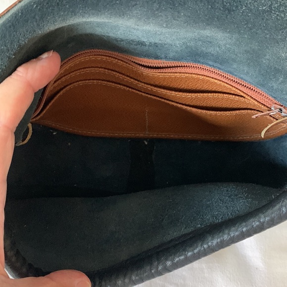 Vintage Dooney & Bourke Crossbody Purse with Toggle Closure RARE - Picture 10 of 17